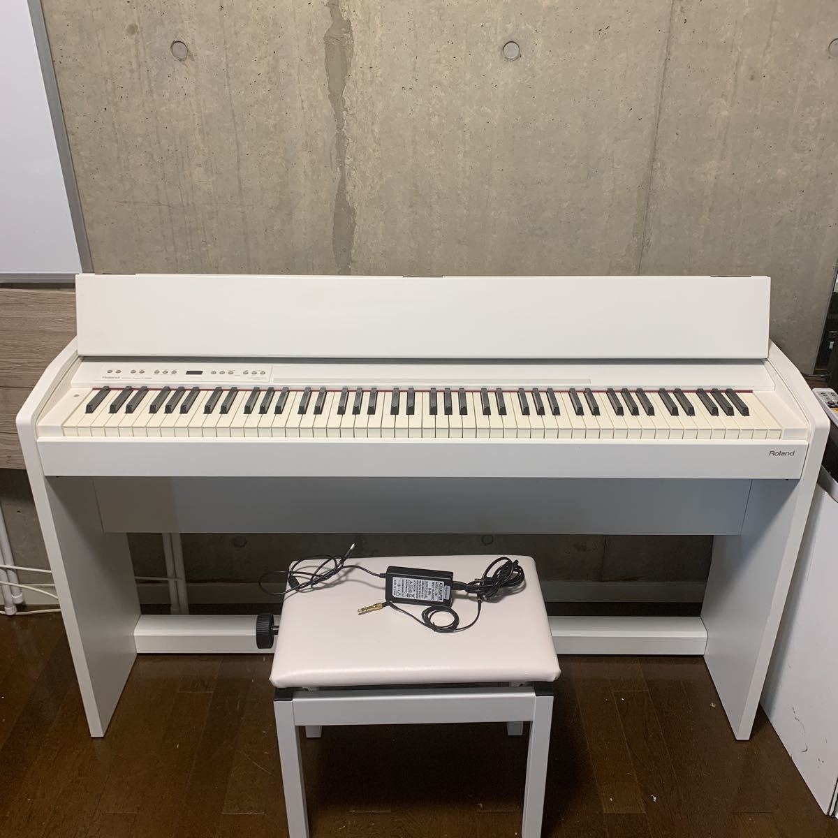 Yahoo!オークション -「roland f130」(電子ピアノ) (鍵盤楽器)の落札