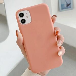 新品未使用 iPhone14\\13用ケース マットな素材のシリコンケース　コーラルオレンジ