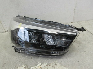 Toyota　ライズ　A200A/A210A　Genuine　LED　rightヘッドLight