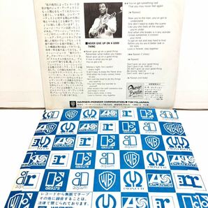 盤美品 Never Give Up / George Benson ジョージベンソン【EPアナログレコード】の画像4