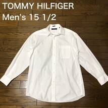 【送料無料】TOMMY HILFIGER長袖シャツ　白　メンズ15 1/2サイズ　トミーヒルフィガーワイシャツ_画像1