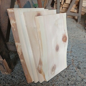 C-1452【サイズ色々】　 国産ひのき 　耳付節板 　4枚セット　テーブル 　棚板　 看板 　一枚板　 桧　 檜　無垢材　 DIY