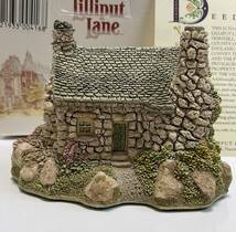 ★英国製★ Lilliput Lane リリパットレーン UGLY HOUSE 1991 Welsh Collection ミニチュアハウス_画像5