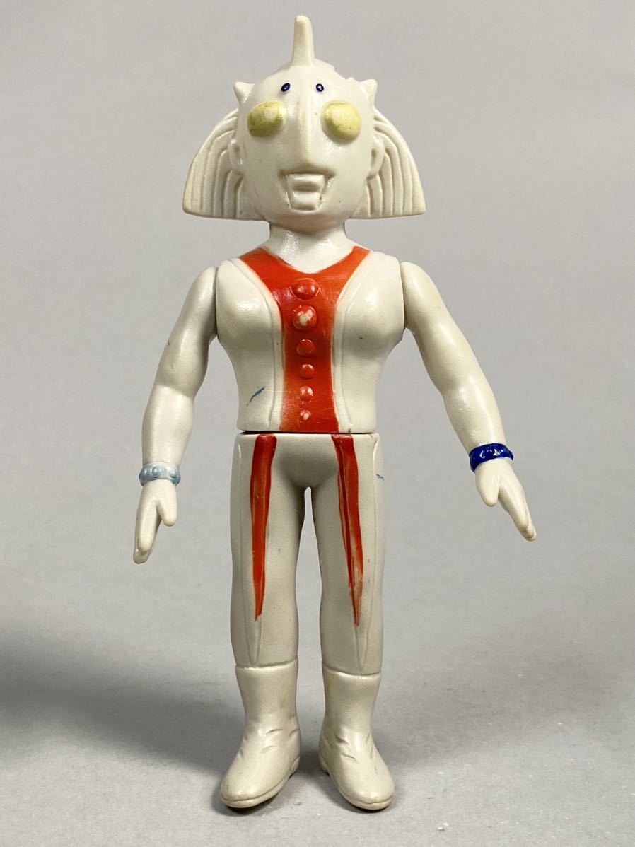 ヤフオク! -「ウルトラの母 フィギュア」の落札相場・落札価格