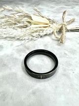指輪 7号 4mm幅サージカルステンレス リング ブラック 光沢 メンズ レディース ペア プレゼント アレルギーOK_画像1