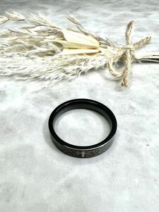 指輪 7号 4mm幅サージカルステンレス リング ブラック 光沢 メンズ レディース ペア プレゼント アレルギーOK