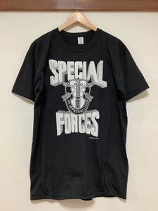 ゆ1200 USA製 90's ビンテージ 半袖Tシャツ DE OPPRESSO LIBER 米陸軍特殊部隊 XL ブラック ストリート グリーベレー POP TOPS