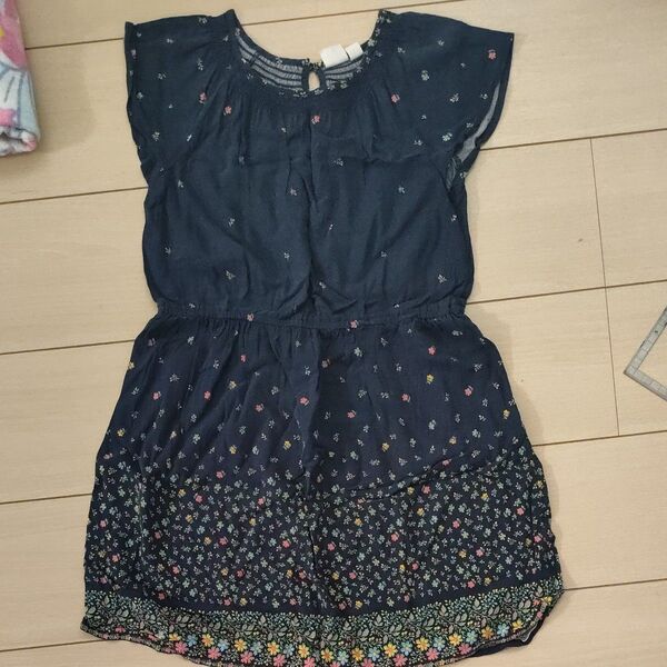 キッズGAP 130センチ ワンピース