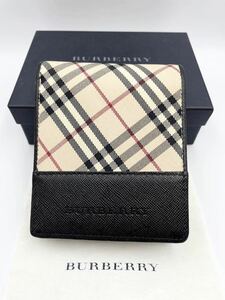 未使用品　バーバリー　二つ折り財布　ブラック× チェック　小銭入れ付き　メンズ　レディース　カードケース　コインケース