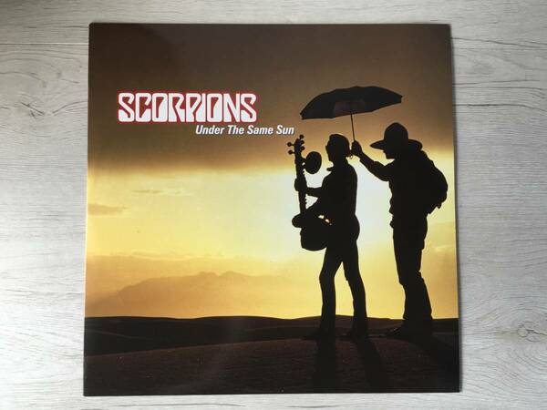 SCORPIONS UNDER THE SAME SUN UK盤