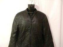 ssy2466 a.v.v HOMME メンズ フェイクレザー ジャケット ブラック ■ フルジップ ■ ベルト付きスタンドカラー 裏地付き Lサイズ_画像3