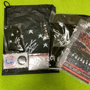 straykids スキズ　ドームツアー　アプグレ特典　フライヤー付き　アップグレード　プレミアム