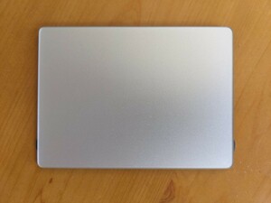 【正常動作品】 MacBook Air A1466 13インチ　2013、2014、2015、2017のJISキーボード用トラックパッド