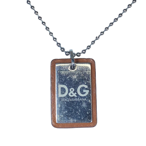 DOLCE&GABBANA Dolce and Gabbana Dolce&Gabbana DG Logo necklace pendant accessory small articles metal leather silver 
