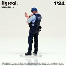 HS024-00010 figreal 日本警察官 1/24 高精細フィギュア_画像4