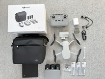 DJI mini2 Fly more combo フライモアコンボ　カメラドローン　_画像1