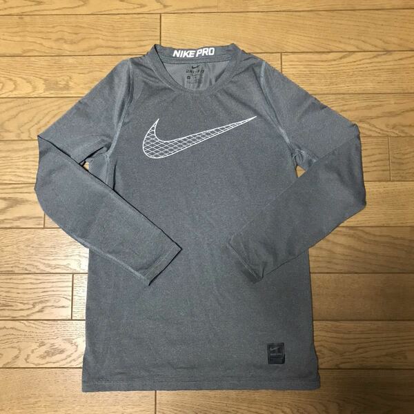 NIKE PRO KID’S COMPRESSION LONG SLEEVE SHIRTS size-M(着丈55身幅39) 中古(超美品) 送料無料 NCNR