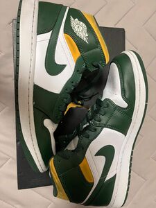 NIKE AIR JORDAN1 MID スーパーソニック