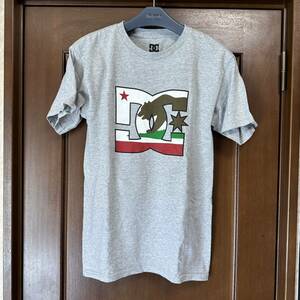 DC SHOES メキシコ製　Tシャツ Sサイズ　カリフォルニア　ベアー　アメリカ　国旗