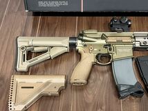 VFC UMAREX HK416A5 RAL8000 VF2 ガスブロ カスタム　　ガイズリー GEISSELE サプレッサー シュアファイア M600 レプリカ　その他多数_画像2