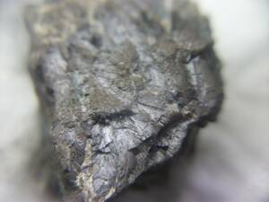 国産鉱物　静岡県　池代　轟石　トドロカイト　結晶がよくわかる標本　定型外発送