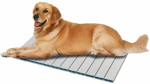 新品　送料無料　マルカン クールひんやりアルミボード 2L 犬　猫　アルミマット　熱さ　熱中症対策　ペット　敷物　大きいサイズ　大型犬