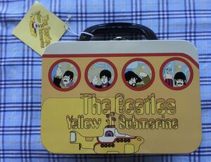 ザ・ビートルズ　The Beatles Yellow Submarine ブリキ缶ケース　入れ物取手付き　カバン型　ビンテージ　当時物　中古品