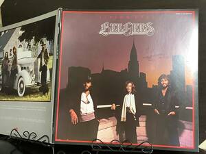 【綺麗な盤面良品】LPレコード／BEE・GEES／LIVING・EYES／ビー・ジーズ／リヴィング・アイズ（当時の音質のままでどうぞ）