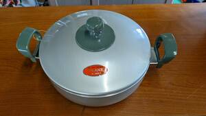 ◆新品未使用保管品◆プレーヌ　浅型鍋　24㎝