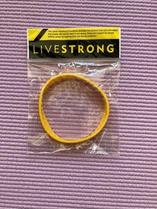 LIVESTRONG リストバンド ナイキ