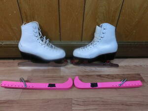 ● スケート靴 フィギュアスケート 19.5cm MADE IN SHEFFIELD MK ENGLAND 7 1/2 Professional MODEL ●