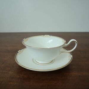 fa50561 ウェッジウッド WEDGWOOD キャベンディッシュ 金彩 黒壺 ティーカップ&ソーサー 洋食器 コーヒー 紅茶