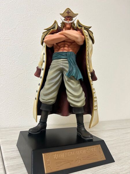値下げしました!【美品】ONE PIECE 白髭 フィギュア