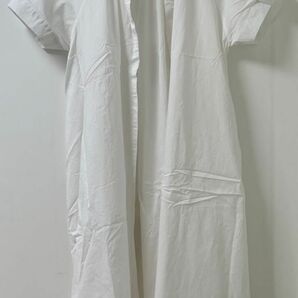 バンドカラー ギャザーワンピース ロングシャツ ワンピース 白 M 半袖 GU