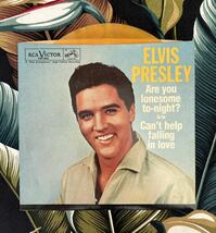 ELVIS PRESLEY Yellow Vinyl 50th 7inch Are You Lonesome Tonight ? .. ロカビリー_画像1