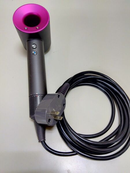 No.061 ダイソンドライヤー　dyson　HD01 コード新品 ダイソン ダイソンヘアードライヤー ダイソンヘアドライヤー