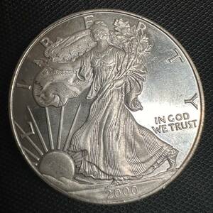 イーグル アメリカ 米国 1オンス　2000年 アメリカ 大型銀貨 リバティ イーグル コイン　大型コイン　一点のみ