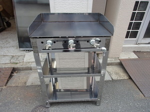 即落札 新品未使用 LPG用 600×450 卓上 鉄板焼きグリドル 架台付きタイプ　グリドル鉄板　焼きそば鉄板　鉄板焼き器　グリラー　鉄板焼き