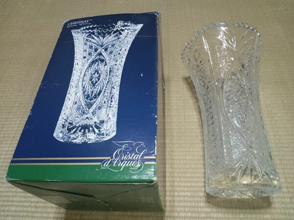 新品 花瓶 クリスタルガラス フランス製 CHESNAY 27.4cm フラワーベース 花入 花器 クリスタルダルク