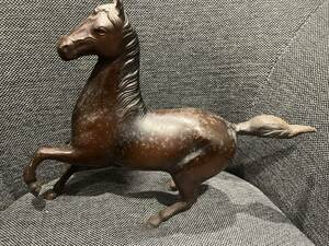 アンティーク　馬　ブロンズ像　銅像　インテリア　置物　金属製　金属工芸