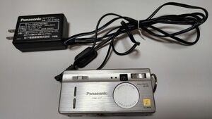 希少品　Panasonic　デジカメ　DMC F7