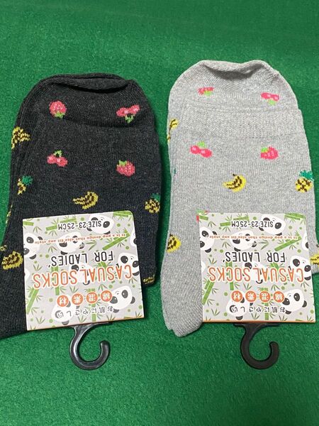 新品 フルーツ柄ソックス2足(ダークグレー&グレー)