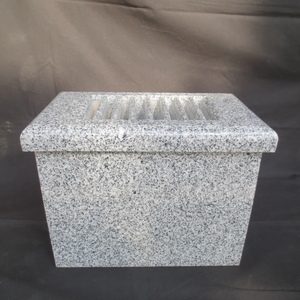 . sen box .... box ..... stone ... fund-raising box .. gold box savings box .. stone approximately 17kg