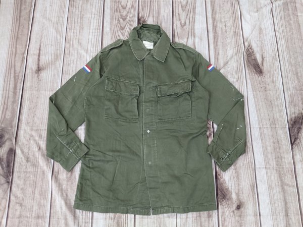 ヤフオク! -「フランス軍 シャツ」の落札相場・落札価格