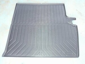  new goods Volvo 240 3D cargo mat TPE material water-repellent . is dirty 