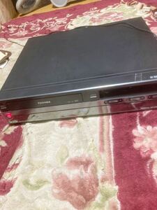 東芝DVDレコーダー　RD-W300