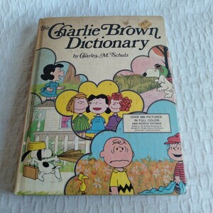 M049 The Charlie Brown Dictionary スヌーピー 洋書 古書 レトロ コレクション