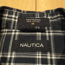 USA古着卸 Mサイズ NAUTICA ノーティカ 胸ポケット ロゴ刺繍 チェック 長袖シャツ_画像4