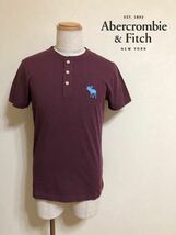 【新品】 Abercrombie & Fitch アバクロンビー&フィッチ ビッグアイコン ヘンリーネック Tシャツ サイズS バーガンディ 半袖 635580686_画像1
