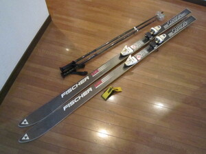 滑りやすい　スキー板　FISCHER RC4 CARBON